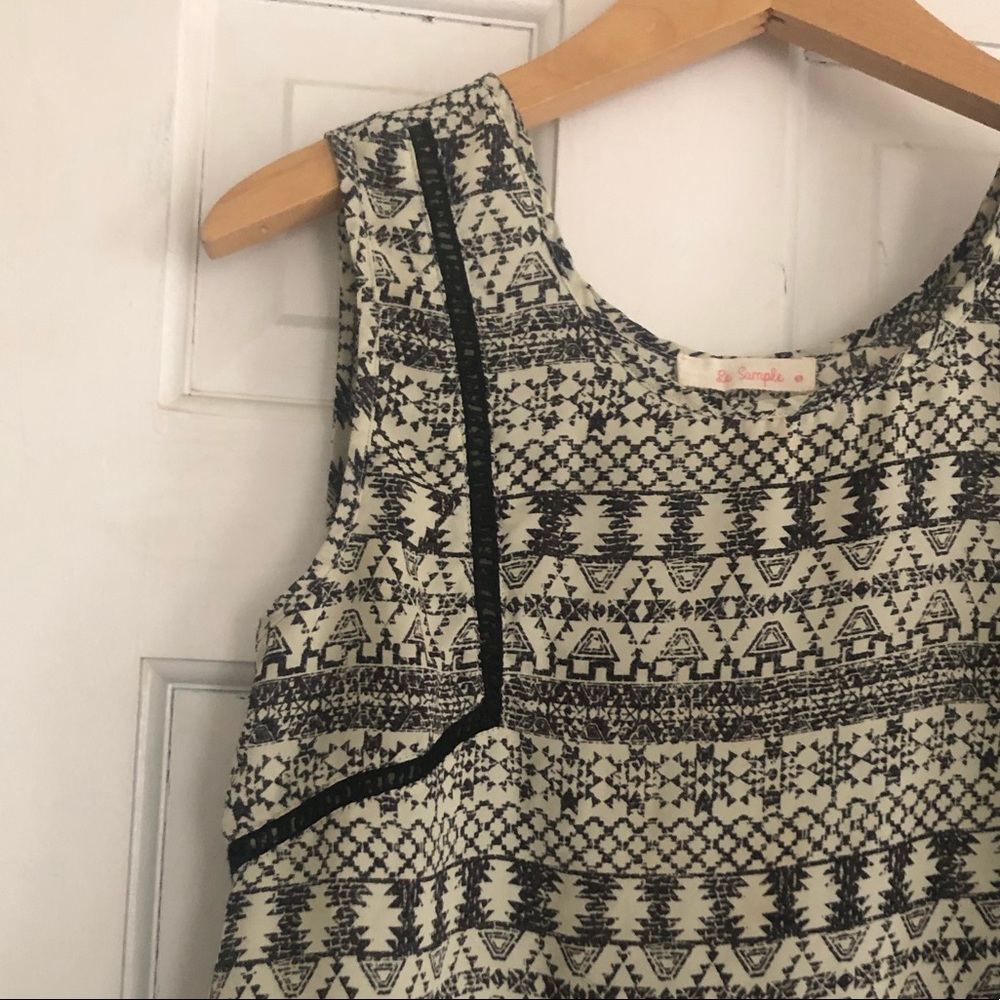 Aztec Print Crop Tank - Picture 2 of 5